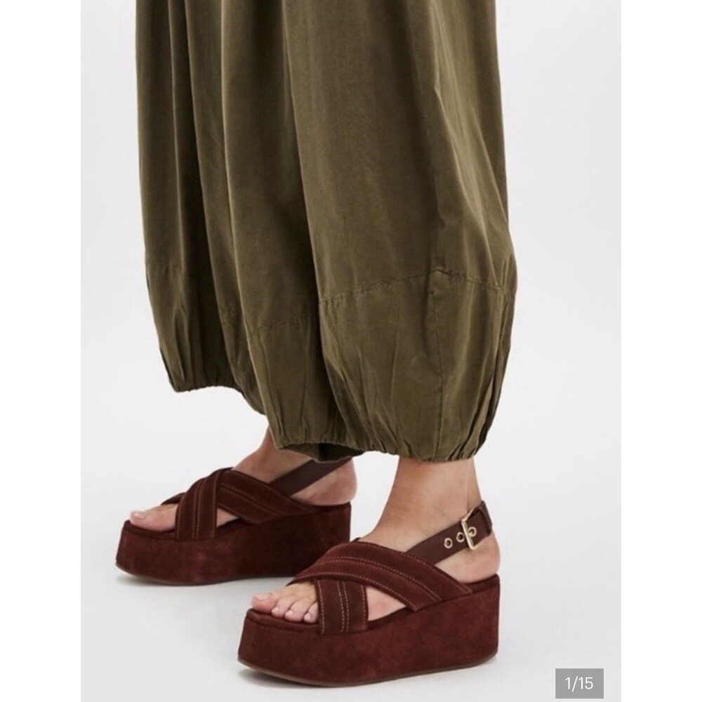 FREE PEOPLE Beach Party Platform Sandal. Size 7.5